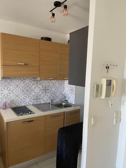 Appartamento Beau T2 Climatise , 1min A Pied De La Promenade Des